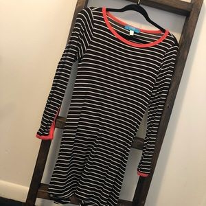 Francesca’s striped long sleeve tee shirt dress